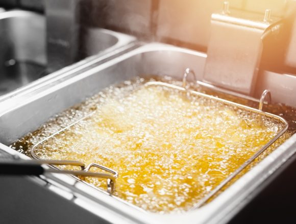 The Canola Oil Debate: What You Should Know About Your Cooking Oil