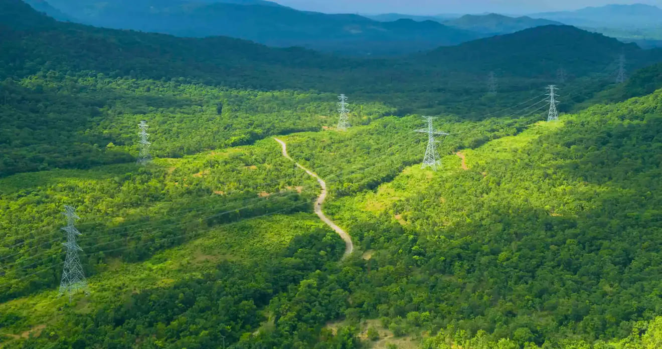 U.S. Grid Wastes 20 Million MWh Annually as Battery Energy StorageDeficit Grows — While Private Developers Race to Fill the Gap